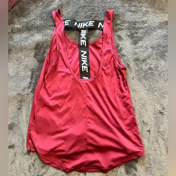 Nike dri-fit tank top - Picture 3 of 3
